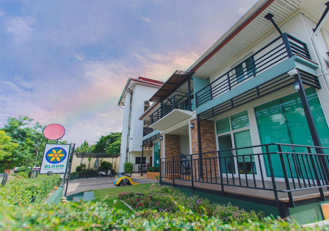 Bloom Guesthouse Chiang Mai Zewnętrze zdjęcie
