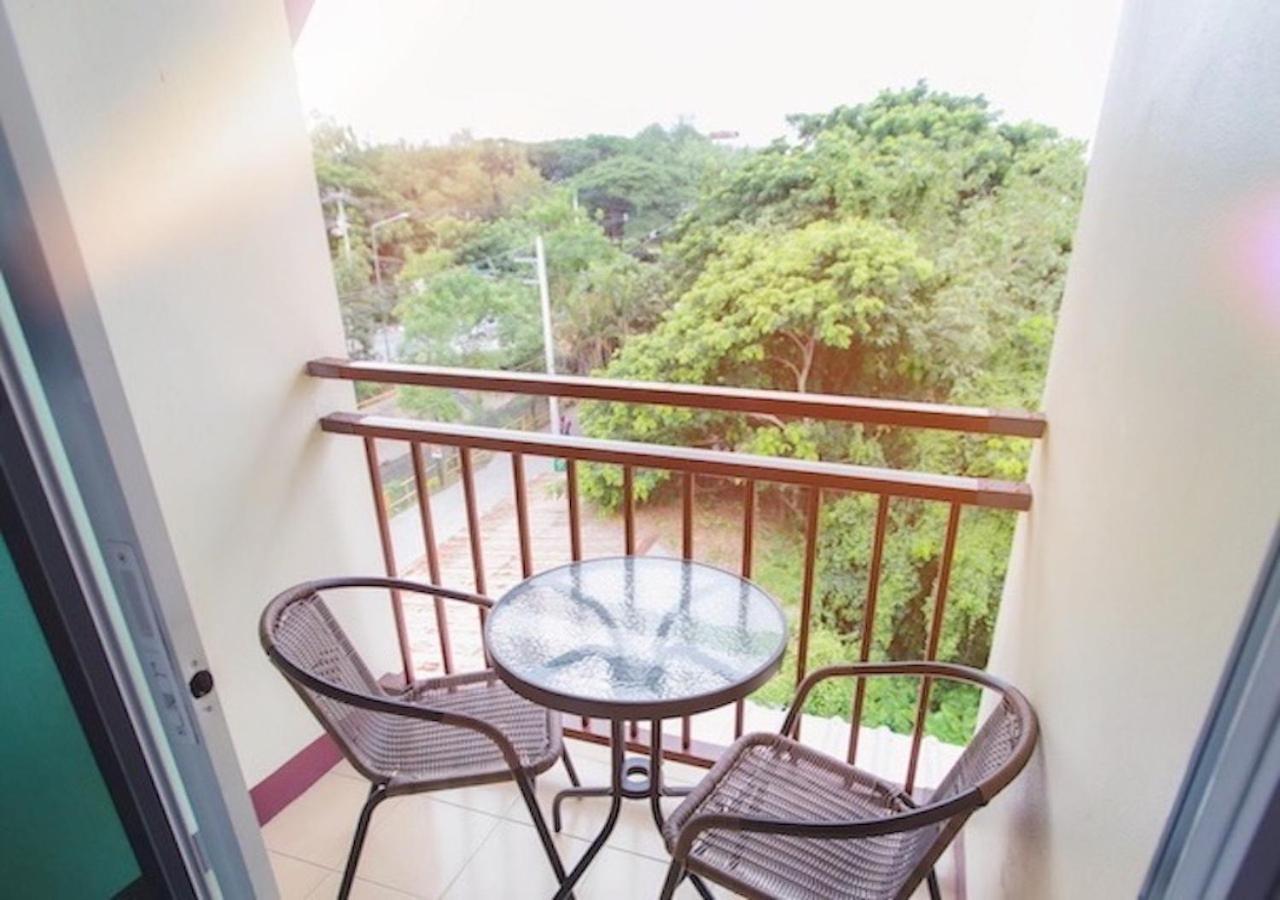 Bloom Guesthouse Chiang Mai Zewnętrze zdjęcie