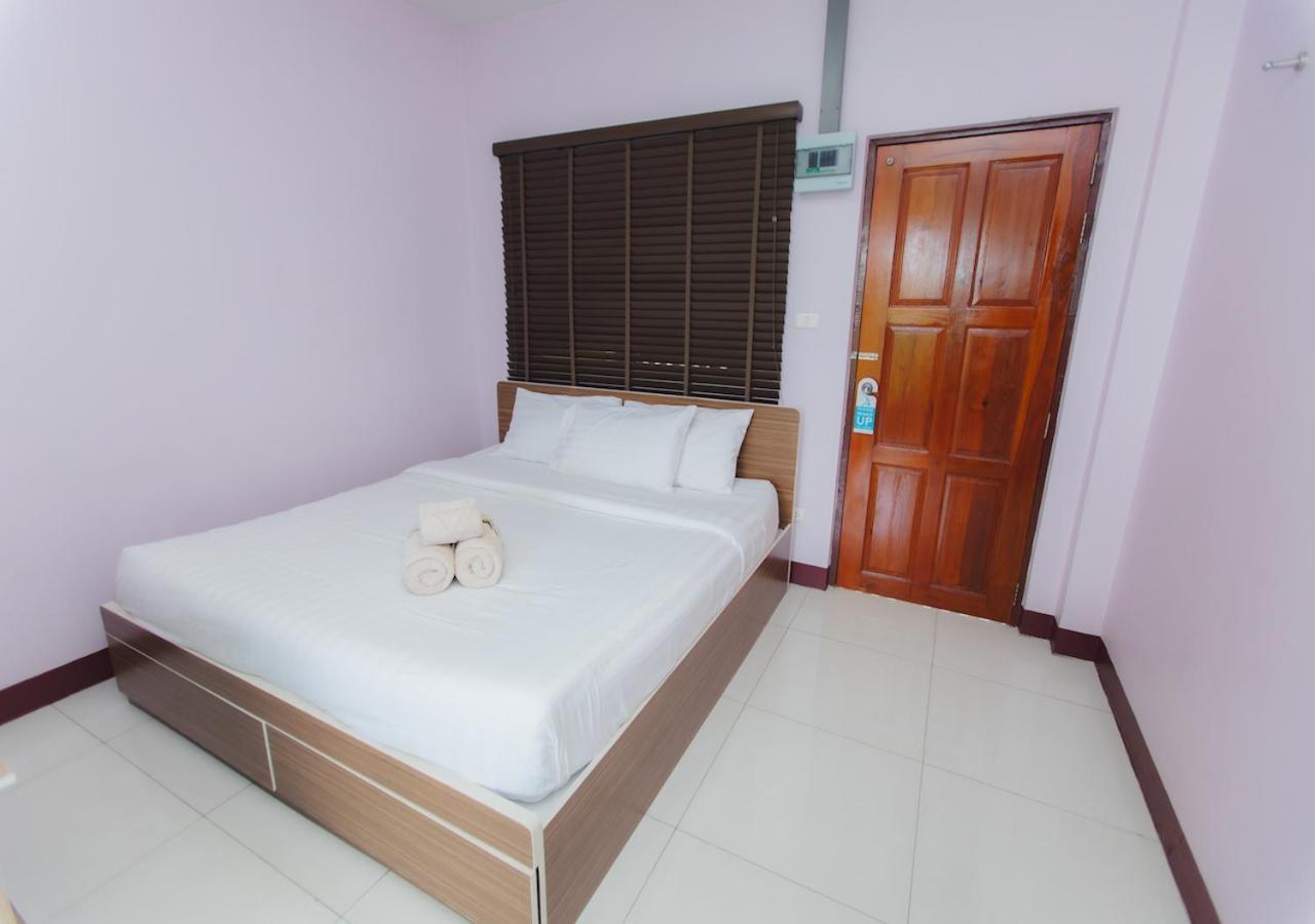 Bloom Guesthouse Chiang Mai Zewnętrze zdjęcie