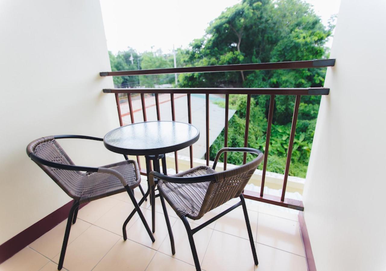 Bloom Guesthouse Chiang Mai Zewnętrze zdjęcie